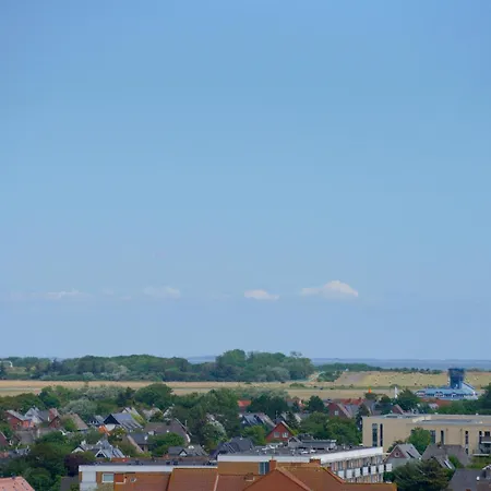 Sylter Welle Mit Kleinem Meerblick Westerland