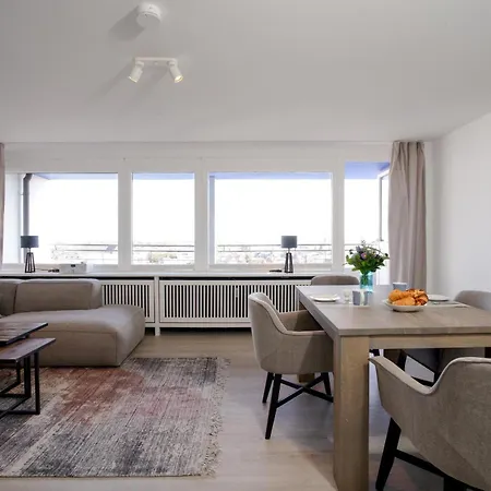 Sylter Welle Mit Kleinem Meerblick *